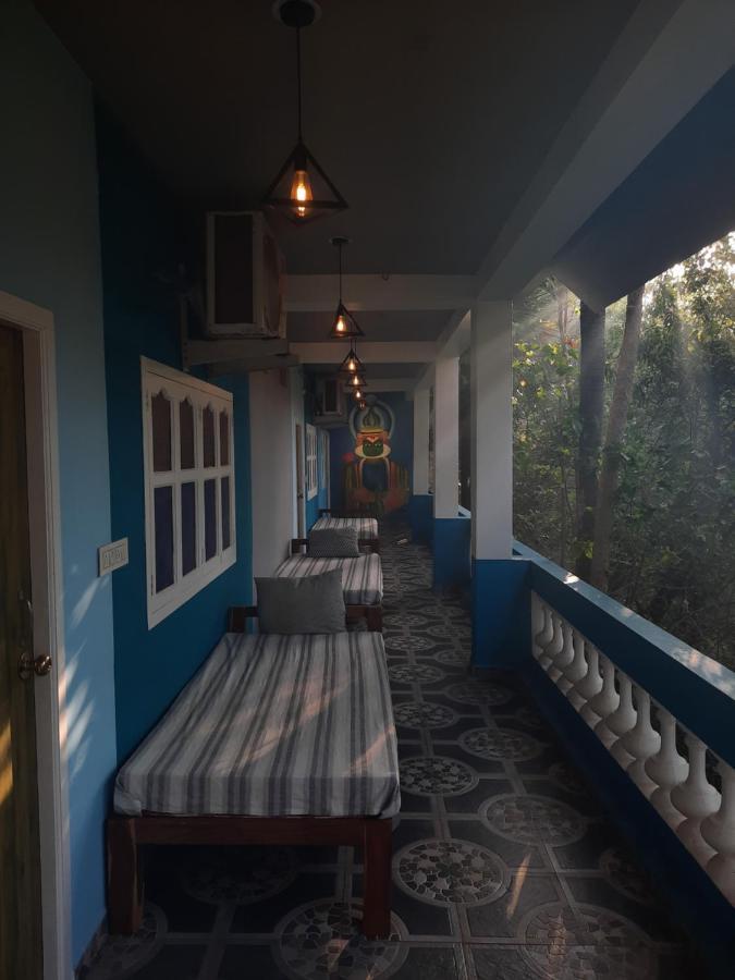 Unearth Hostel Auroville Exterior foto